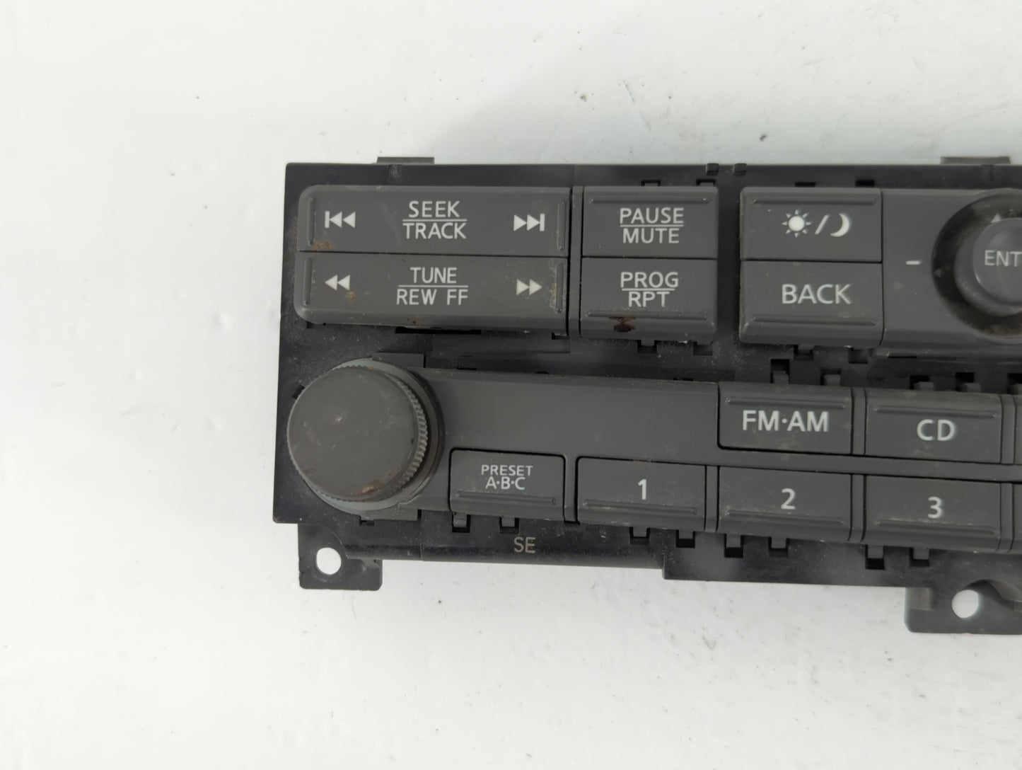 2006 Nissan Maxima Radio AM FM Cd Player Receiver Replacement P/N:28395 ZK00B Fits OEM Used Auto Parts - Oemusedautoparts1.c
