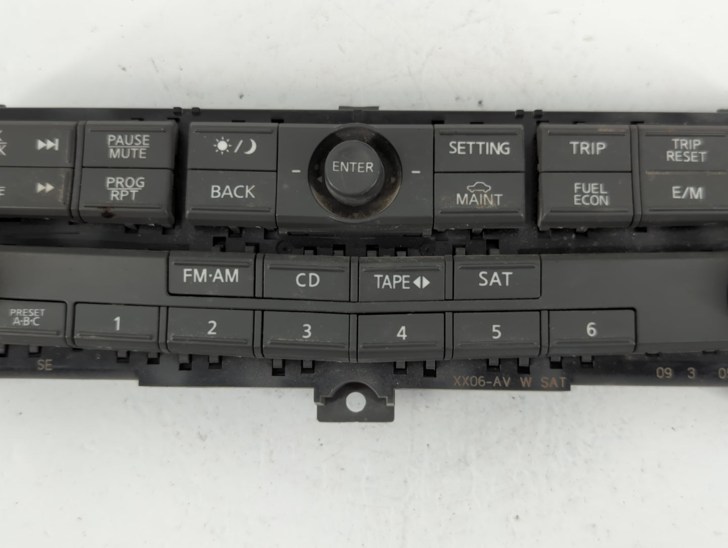 2006 Nissan Maxima Radio AM FM Cd Player Receiver Replacement P/N:28395 ZK00B Fits OEM Used Auto Parts - Oemusedautoparts1.c