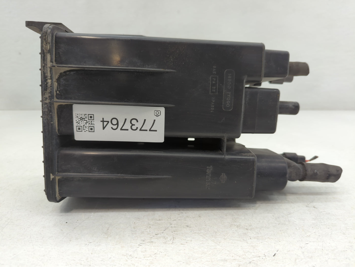 2006 Nissan Maxima Fuel Vapor Charcoal Canister - Oemusedautoparts1.com