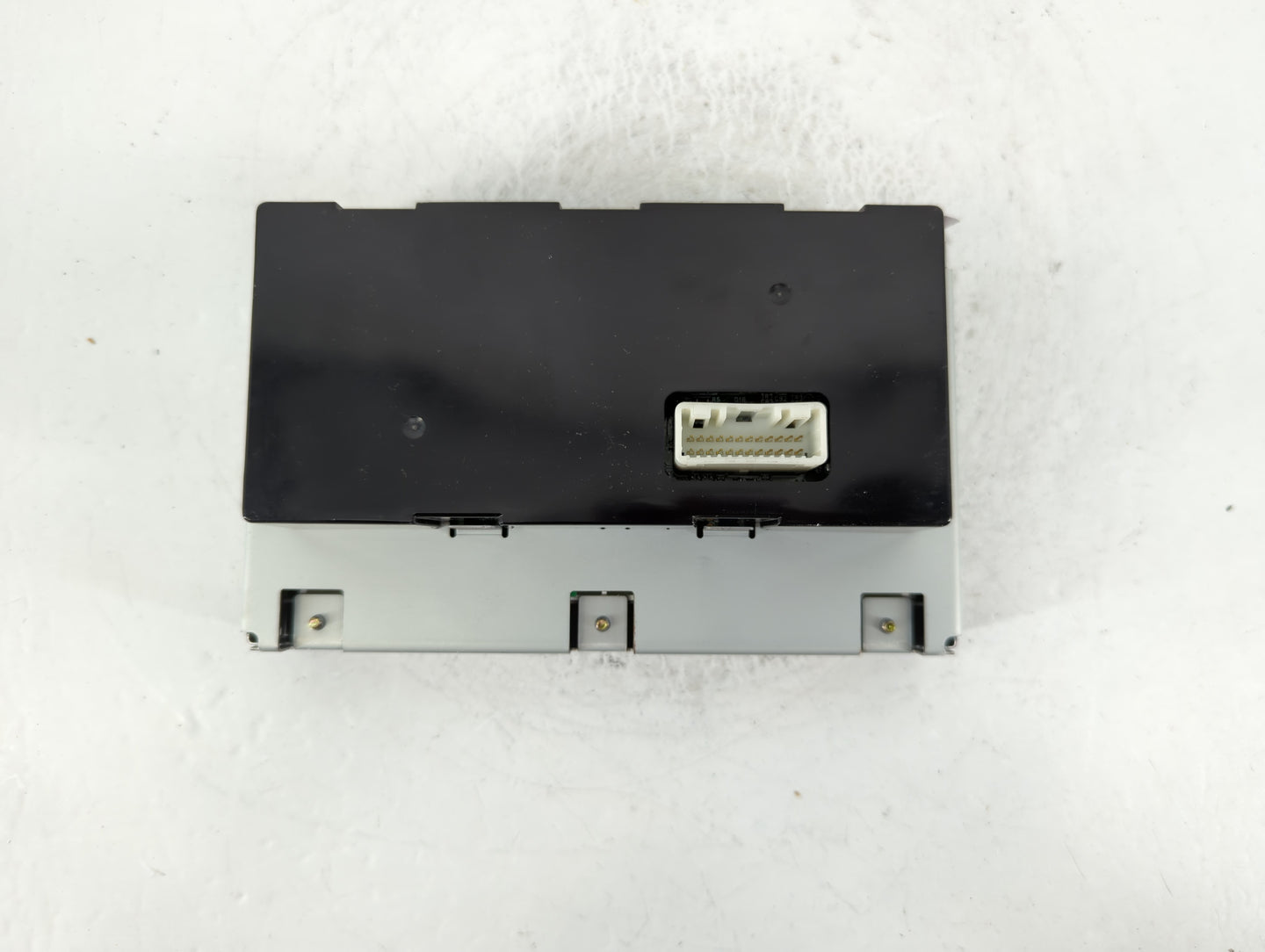 2006 Nissan Maxima Radio AM FM Cd Player Receiver Replacement P/N:28090 ZK00A 28188 ZK01A Fits OEM Used Auto Parts - Oemused