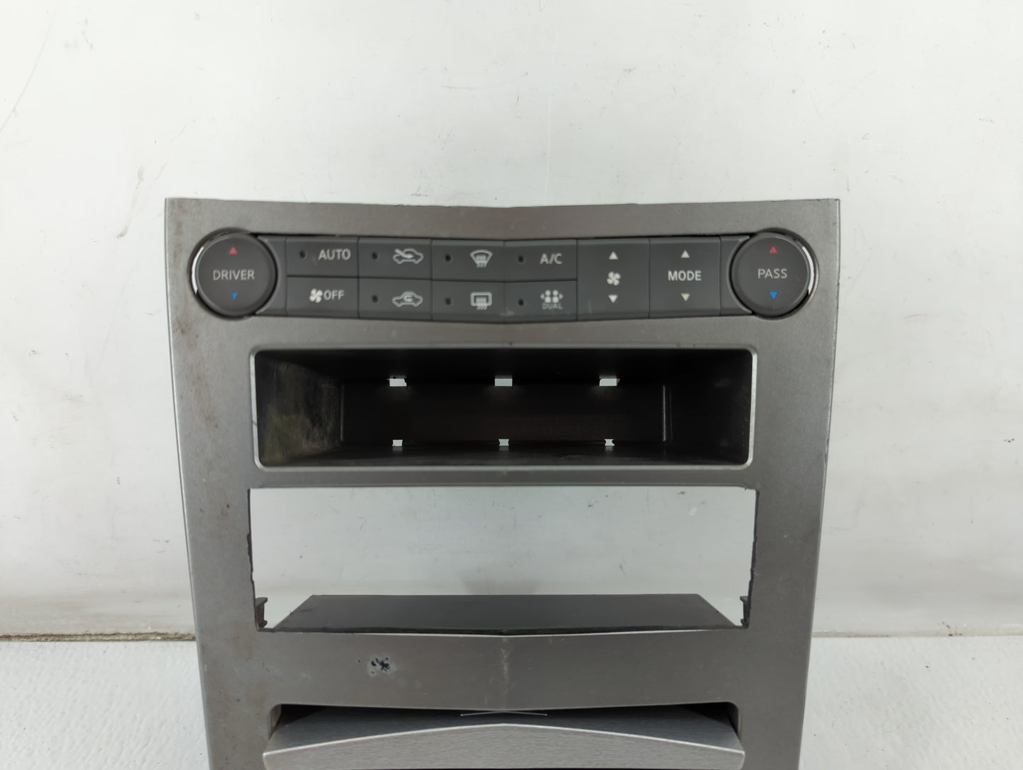 2004-2006 Nissan Maxima Climate Control Module Temperature AC/Heater Replacement Fits Fits 2004 2005 2006 OEM Used Auto Part