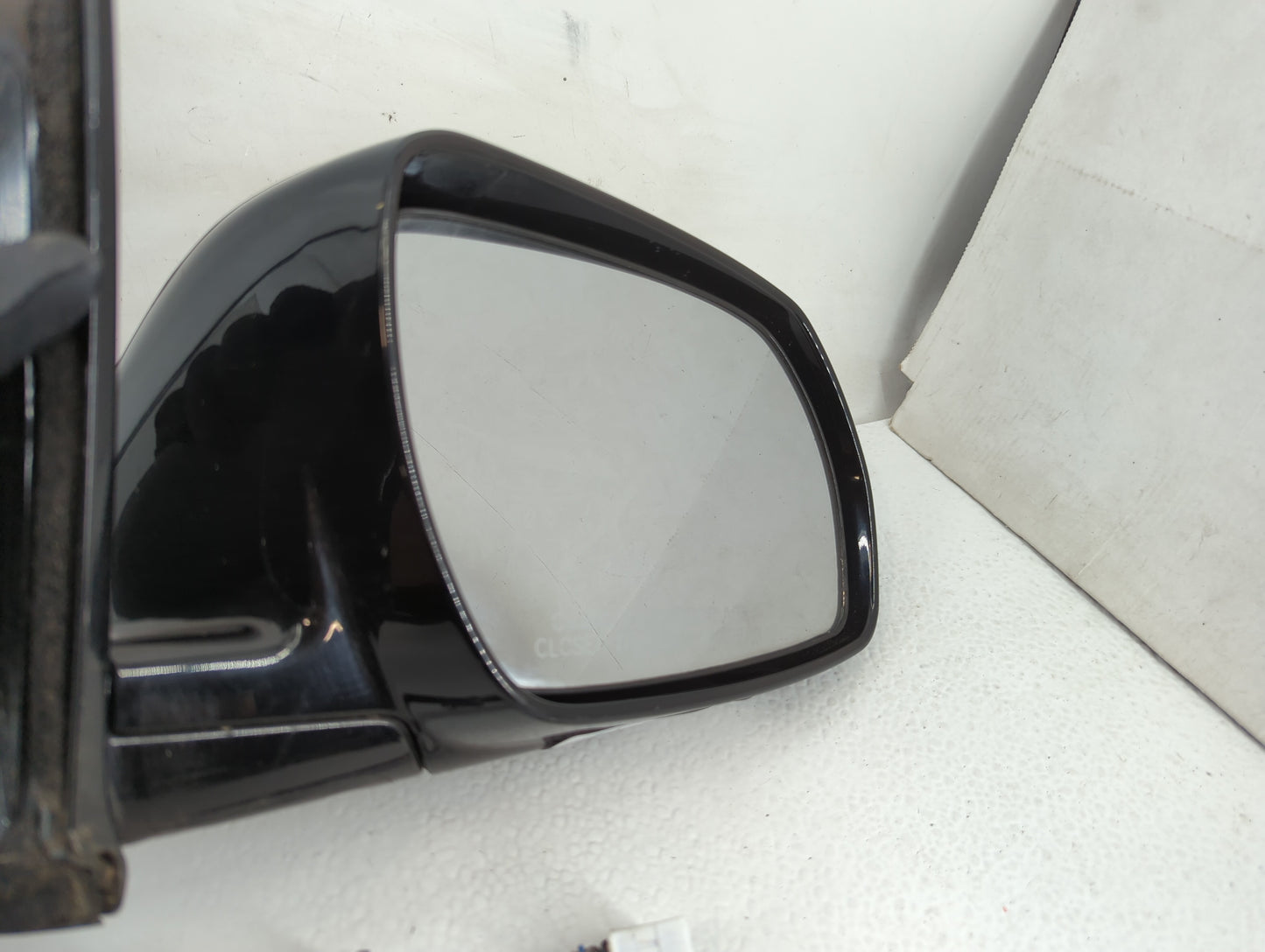 2005-2007 Nissan Murano Passenger Side View Mirror - Right Door Mirror OEM Used - Oemusedautoparts1.com