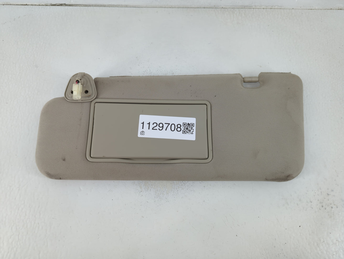2006-2007 Nissan Murano Sun Visor Shade Replacement Driver Left Mirror Fits Fits 2006 2007 OEM Used Auto Parts - Oemusedauto