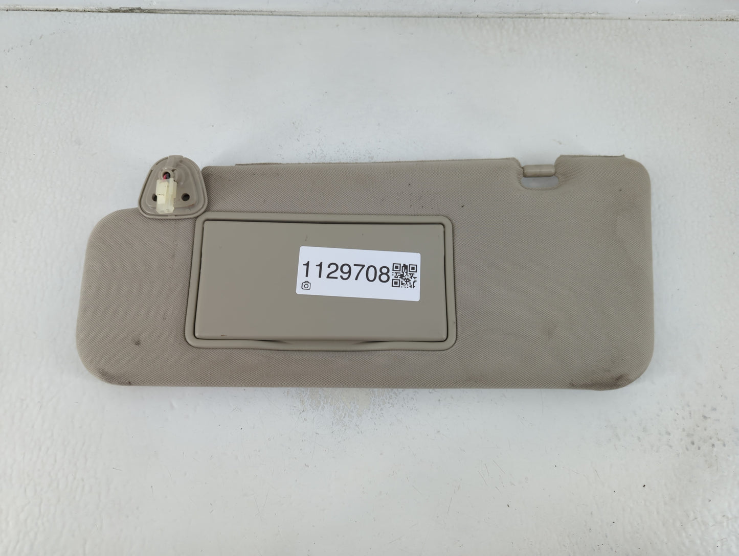 2006-2007 Nissan Murano Sun Visor Shade Replacement Driver Left Mirror Fits Fits 2006 2007 OEM Used Auto Parts - Oemusedauto