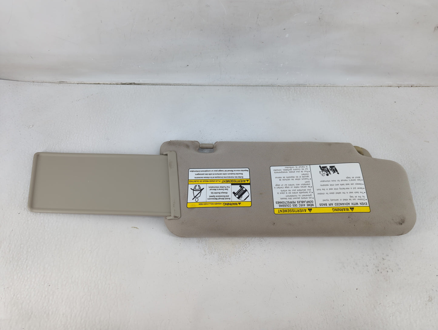 2006-2007 Nissan Murano Sun Visor Shade Replacement Driver Left Mirror Fits Fits 2006 2007 OEM Used Auto Parts - Oemusedauto