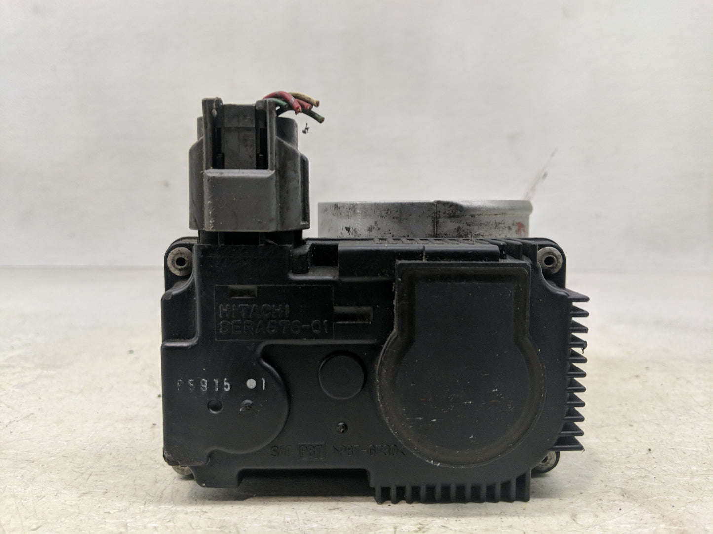 2003-2006 Nissan Murano Throttle Body Fits Fits 2002 2003 2004 2005 2006 OEM Used Auto Parts - Oemusedautoparts1.com