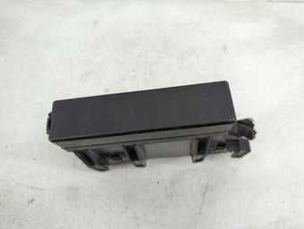 compare product 2006 Nissan Murano Fusebox Fuse Box Panel Relay Module Fits OEM Used Auto Parts
