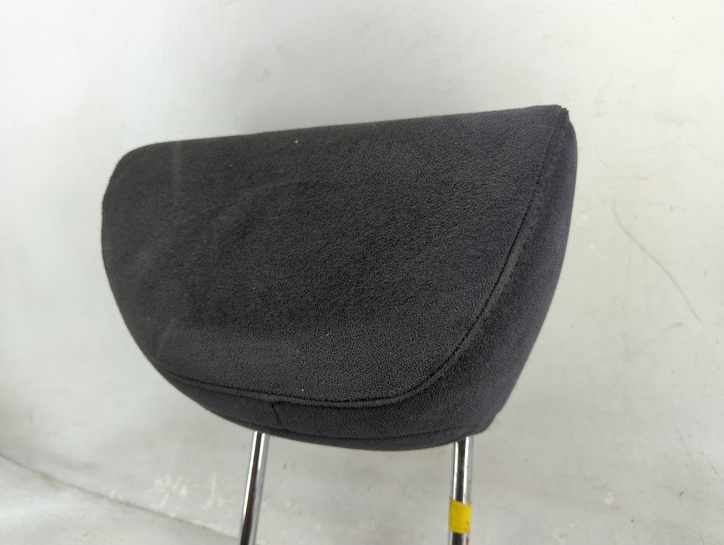 2006 Nissan Murano Headrest Head Rest Rear Center Seat Fits OEM Used Auto Parts - Oemusedautoparts1.com