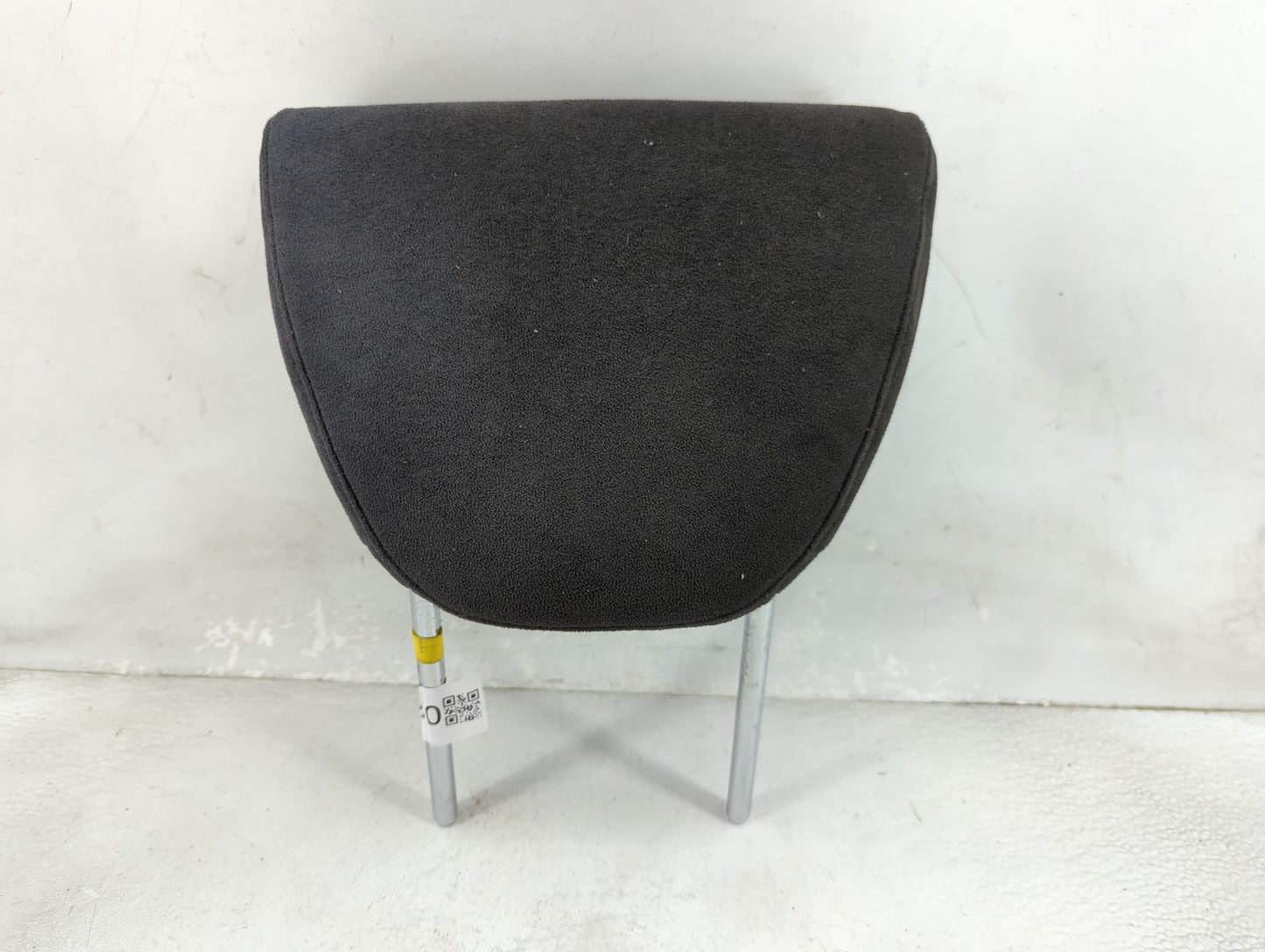 2006 Nissan Murano Headrest Head Rest Rear Center Seat Fits OEM Used Auto Parts - Oemusedautoparts1.com