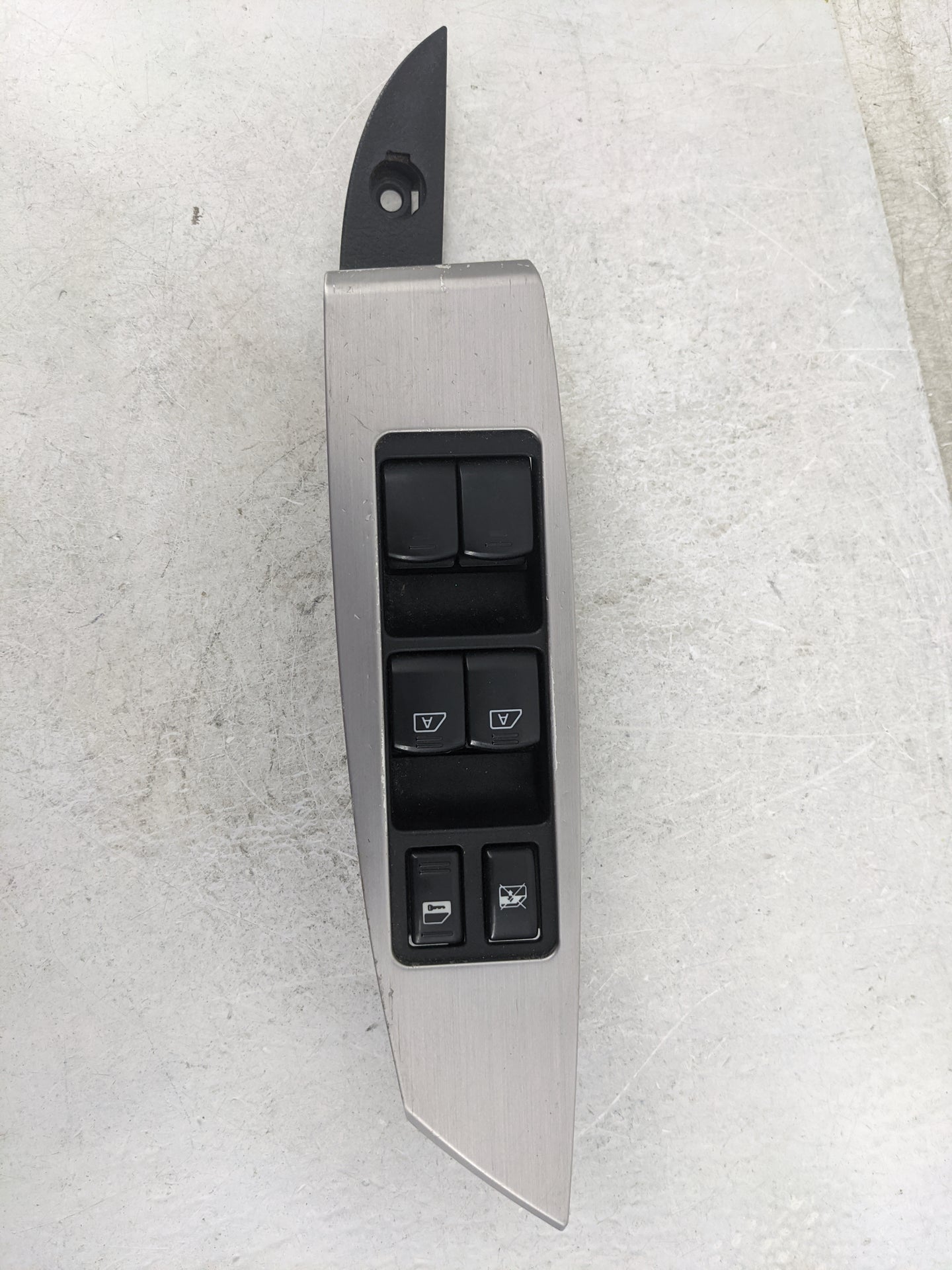 2005-2006 Nissan Murano Master Power Window Switch Replacement Driver Side Left Fits Fits 2005 2006 OEM Used Auto Parts - Oe