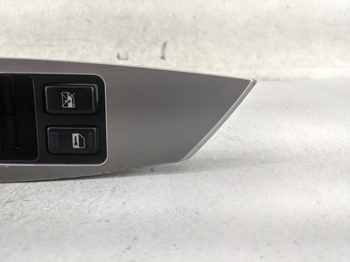 2005-2006 Nissan Murano Master Power Window Switch Replacement Driver Side Left Fits Fits 2005 2006 OEM Used Auto Parts - Oe