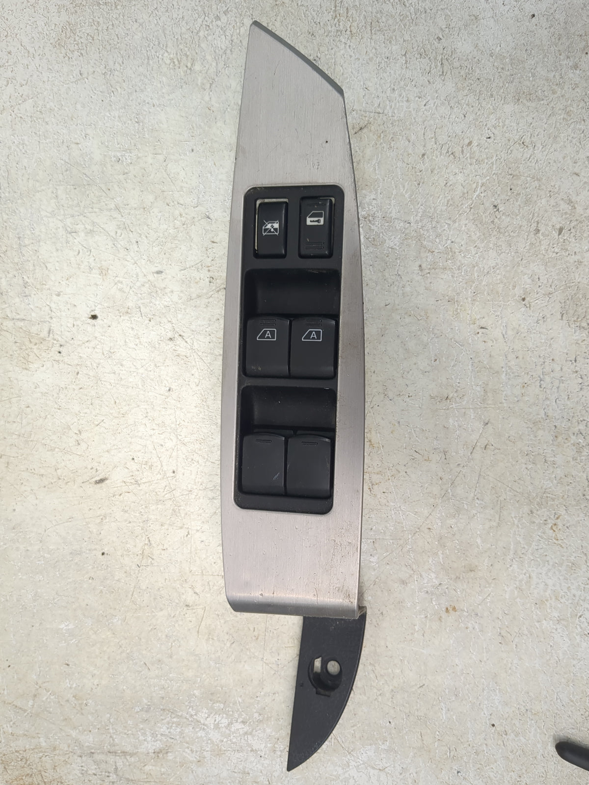 2005-2006 Nissan Murano Master Power Window Switch Replacement Driver Side Left P/N:6313 Fits Fits 2005 2006 OEM Used Auto P