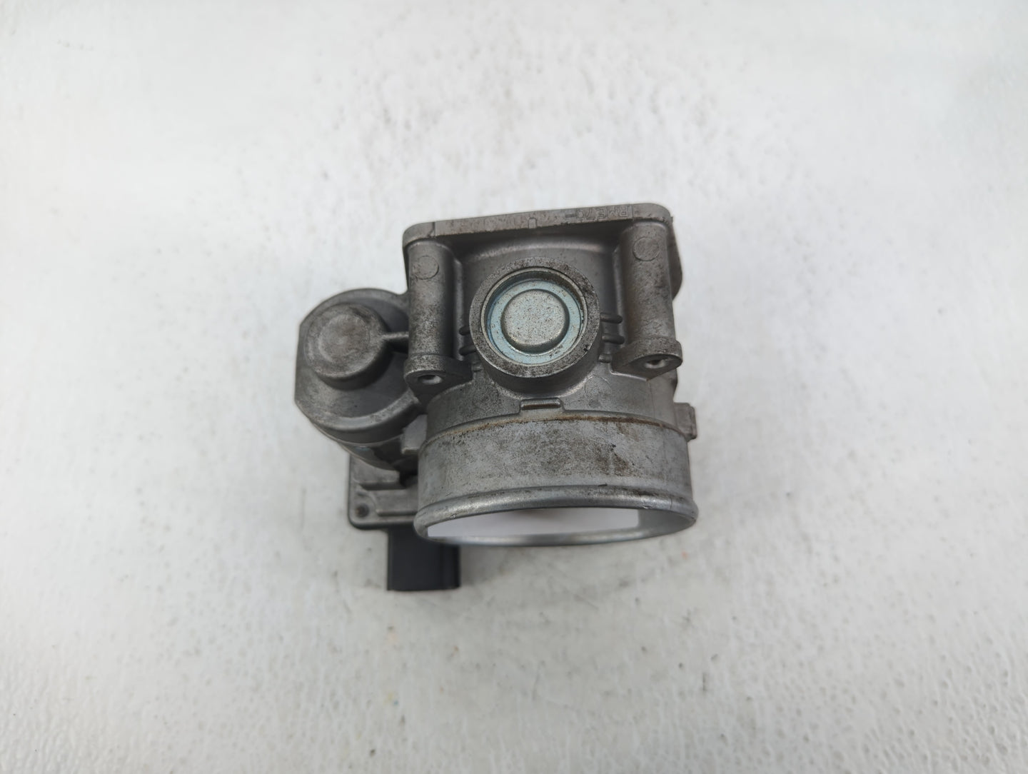 2003-2006 Nissan Murano Throttle Body P/N:RME70-04 Fits Fits 2002 2003 2004 2005 2006 OEM Used Auto Parts - Oemusedautoparts