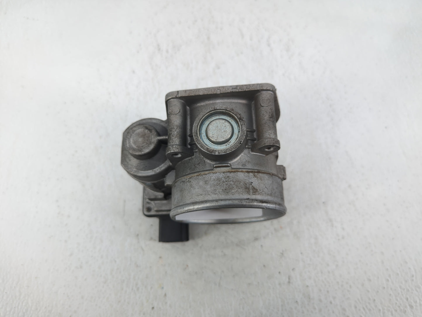 2003-2006 Nissan Murano Throttle Body P/N:RME70-04 Fits Fits 2002 2003 2004 2005 2006 OEM Used Auto Parts - Oemusedautoparts
