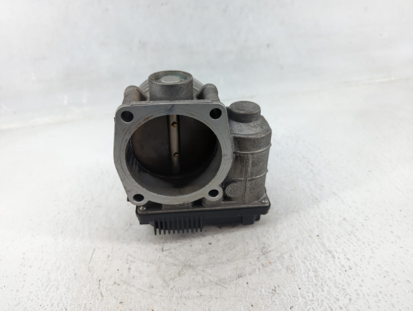 2003-2006 Nissan Murano Throttle Body P/N:RME70-04 Fits Fits 2002 2003 2004 2005 2006 OEM Used Auto Parts - Oemusedautoparts