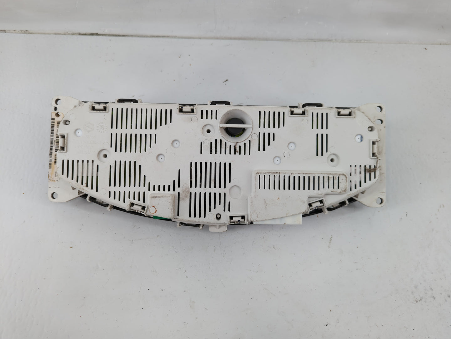 2006 Nissan Pathfinder Instrument Cluster Speedometer Gauges P/N:XPF1337468 Fits OEM Used Auto Parts - Oemusedautoparts1.com