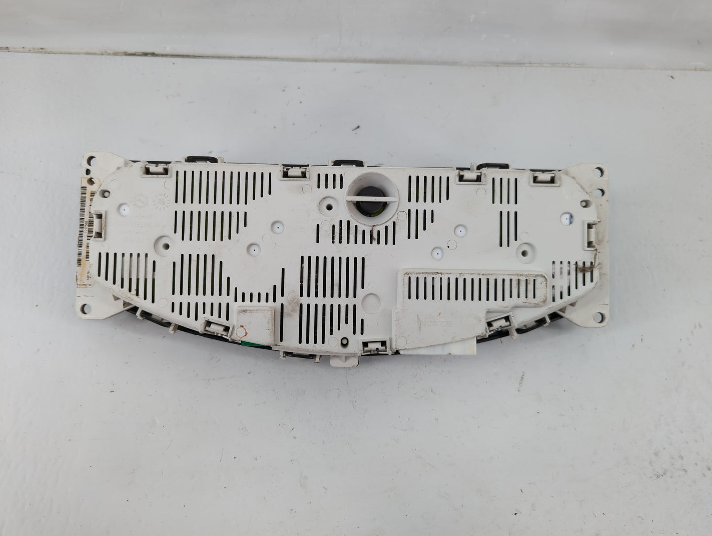 2006 Nissan Pathfinder Instrument Cluster Speedometer Gauges P/N:XPF1337468 Fits OEM Used Auto Parts - Oemusedautoparts1.com