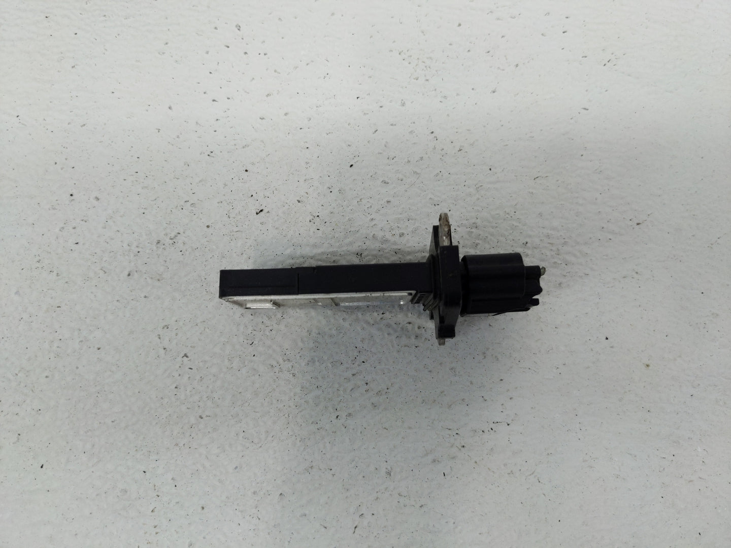 2005-2014 Nissan Pathfinder Mass Air Flow Meter Maf - Oemusedautoparts1.com