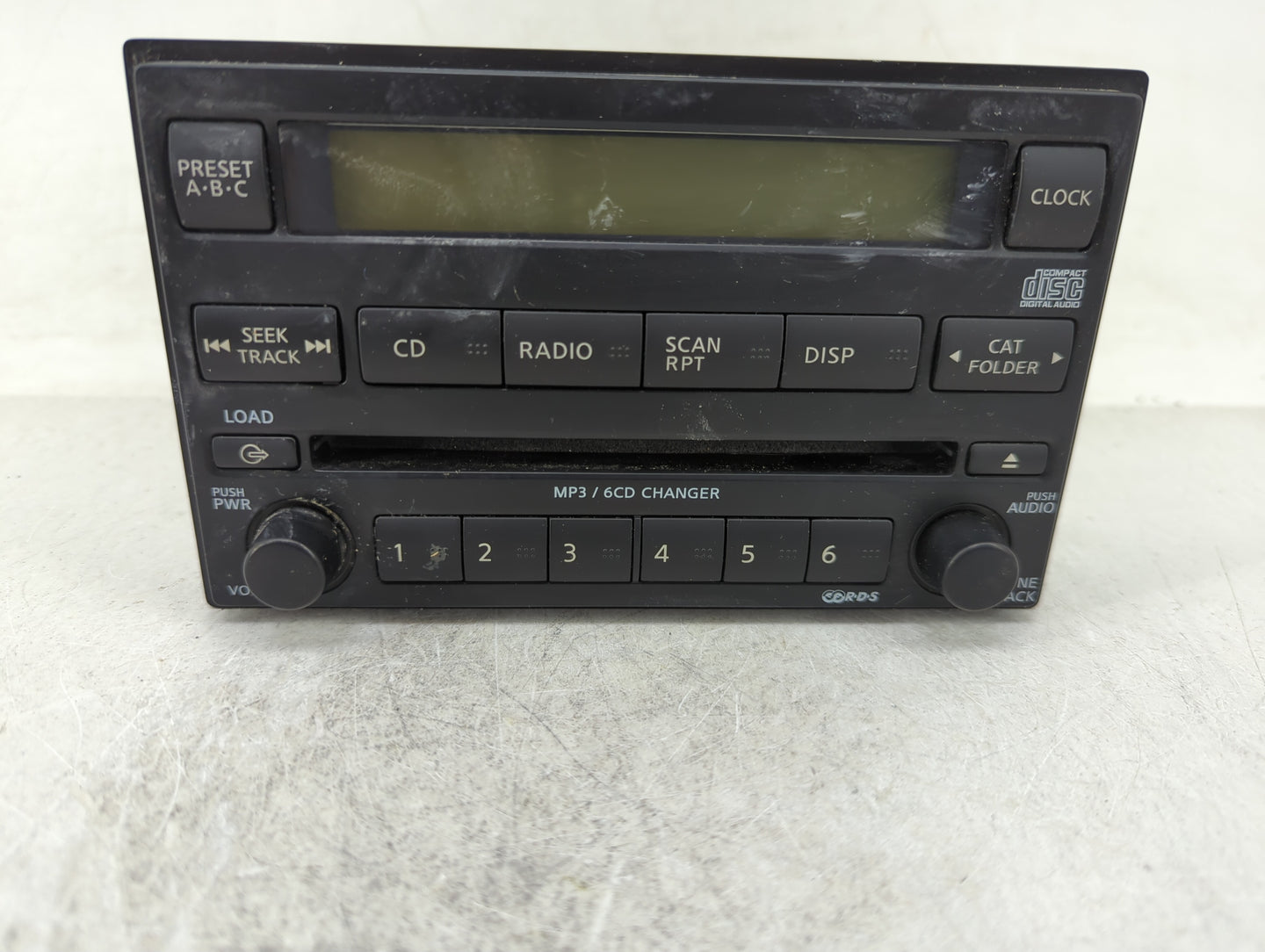 2006-2007 Nissan Pathfinder Radio AM FM Cd Player Receiver Replacement P/N:28185ZR40A Fits Fits 2006 2007 OEM Used Auto Part