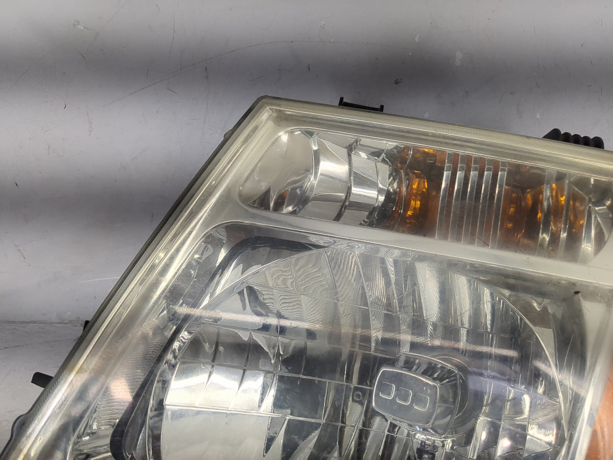 2005-2007 Nissan Pathfinder Driver Left Oem Head Light Headlight Lamp 1501584 - Oemusedautoparts1.com