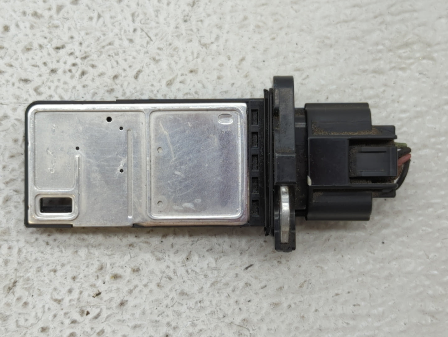 2005-2014 Nissan Pathfinder Mass Air Flow Meter Maf - Oemusedautoparts1.com