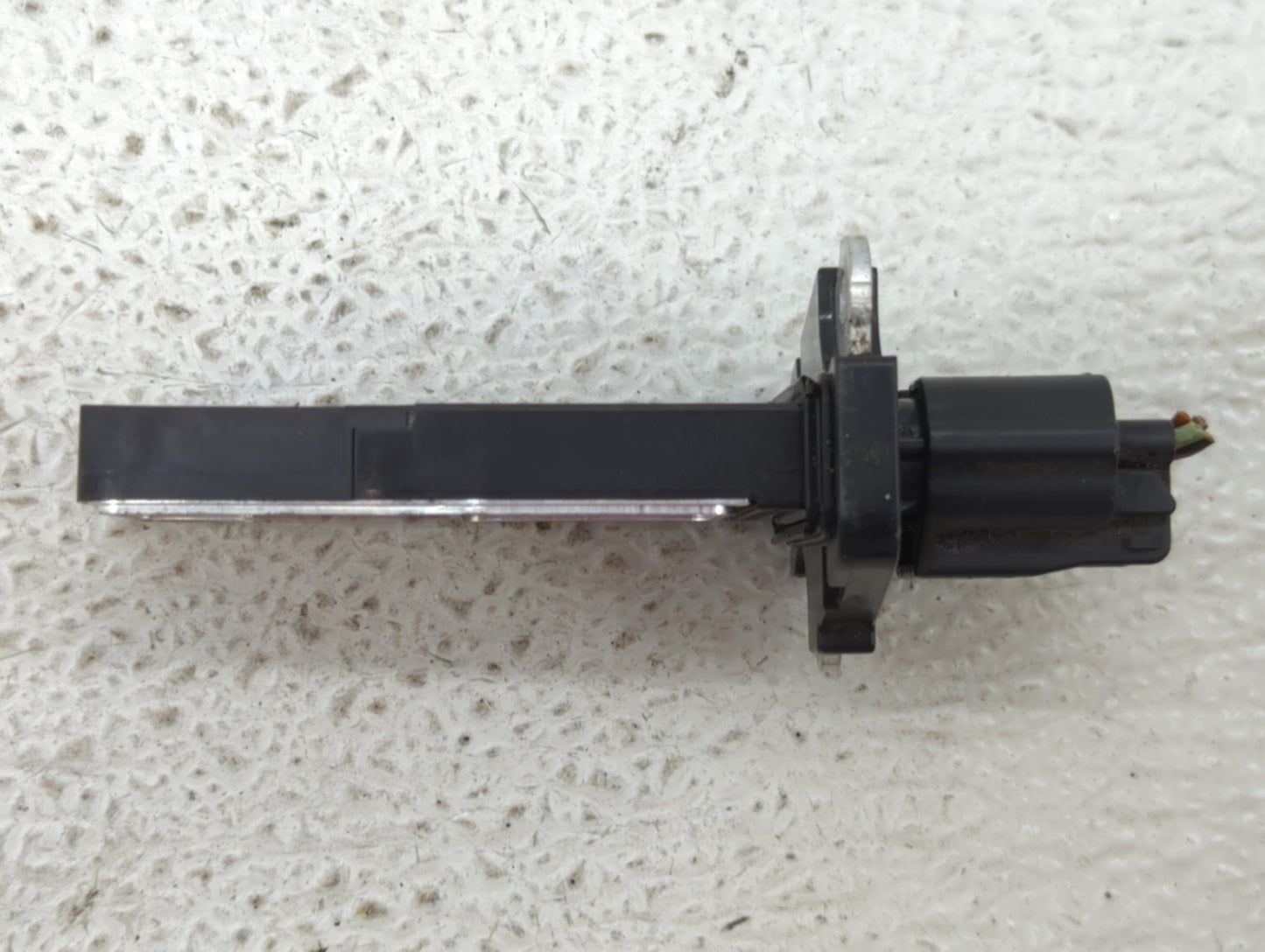 2005-2014 Nissan Pathfinder Mass Air Flow Meter Maf - Oemusedautoparts1.com