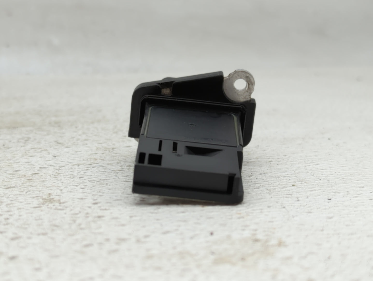 2005-2014 Nissan Pathfinder Mass Air Flow Meter Maf - Oemusedautoparts1.com