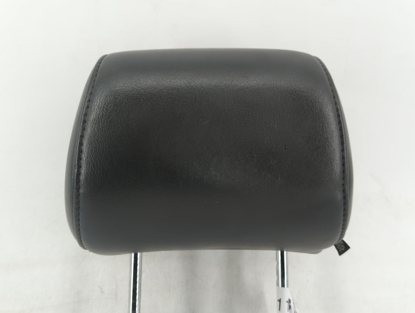 2006-2007 Nissan Pathfinder Headrest Head Rest Front Driver Passenger Seat Fits Fits 2006 2007 OEM Used Auto Parts - Oemused