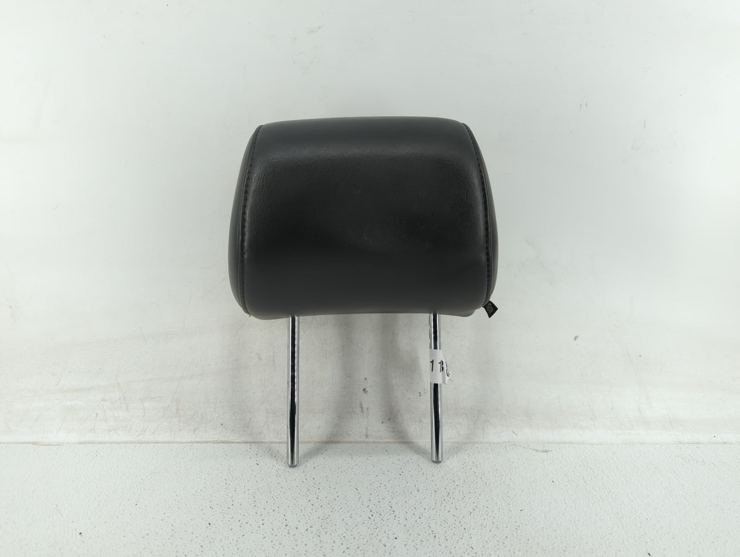 2006-2007 Nissan Pathfinder Headrest Head Rest Front Driver Passenger Seat Fits Fits 2006 2007 OEM Used Auto Parts - Oemused