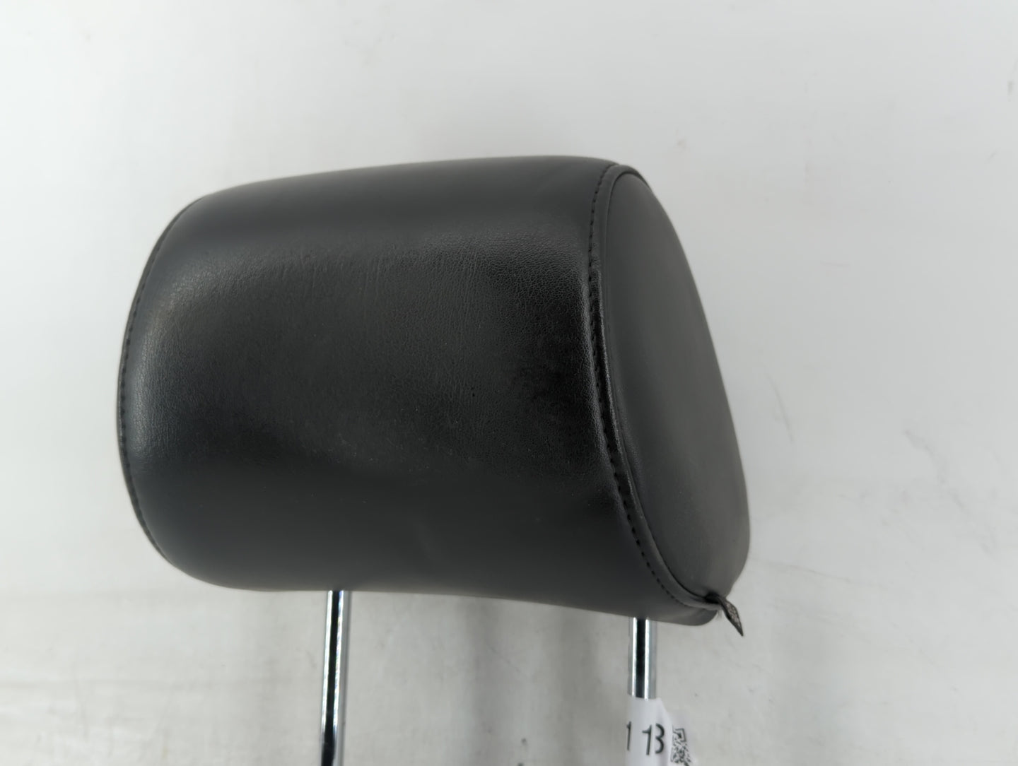 2006-2007 Nissan Pathfinder Headrest Head Rest Front Driver Passenger Seat Fits Fits 2006 2007 OEM Used Auto Parts - Oemused