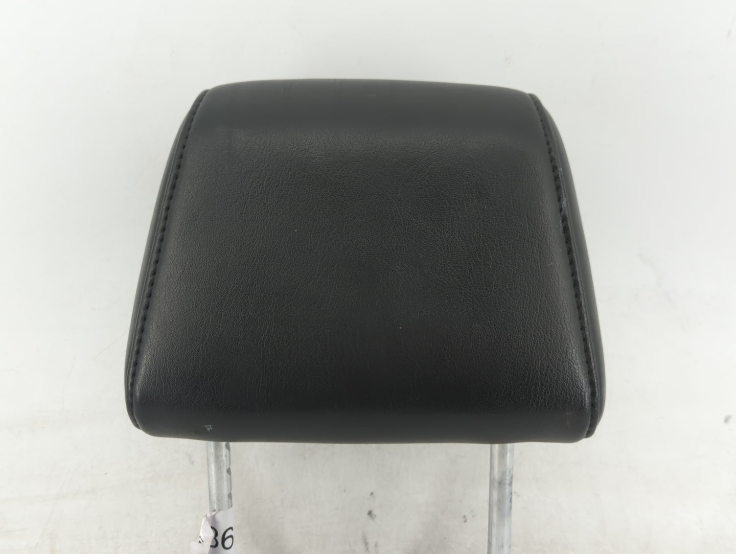 2006-2007 Nissan Pathfinder Headrest Head Rest Front Driver Passenger Seat Fits Fits 2006 2007 OEM Used Auto Parts - Oemused