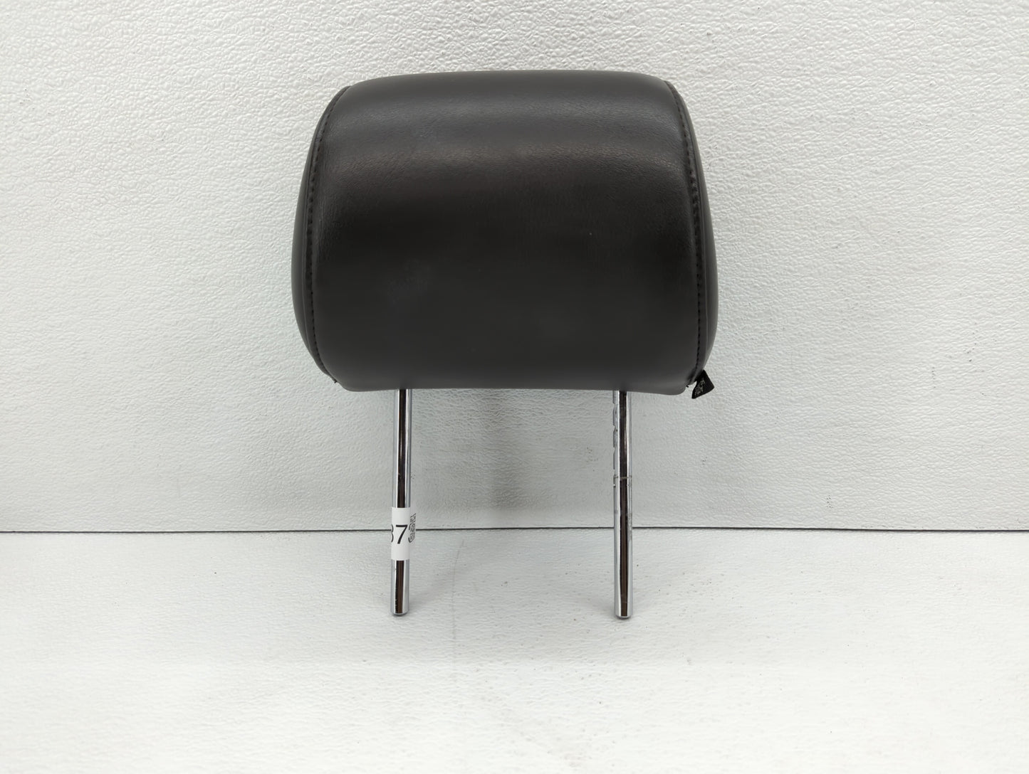 2006-2007 Nissan Pathfinder Headrest Head Rest Rear Seat Black - Oemusedautoparts1.com