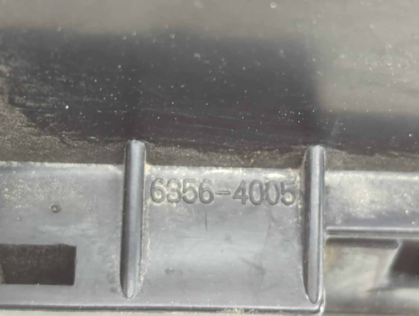 2005-2006 Nissan Pathfinder Fusebox Fuse Box Panel Relay Module P/N:6356-4005 Fits Fits 2005 2006 2007 OEM Used Auto Parts -