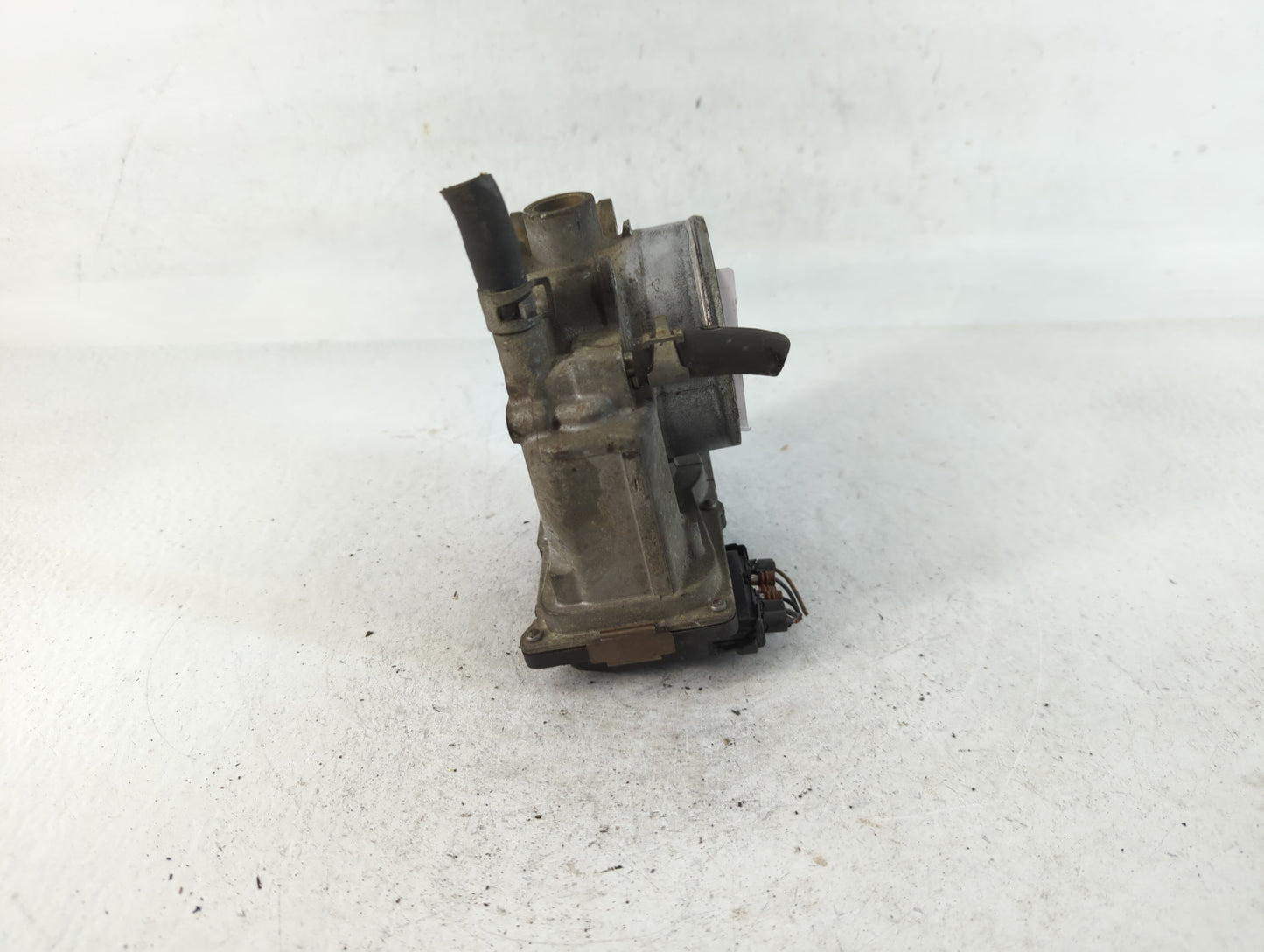 2005-2012 Nissan Pathfinder Throttle Body P/N:16119 7S001 Fits Fits 2005 2006 2007 2008 2009 2010 2011 2012 2013 2014 OEM Us