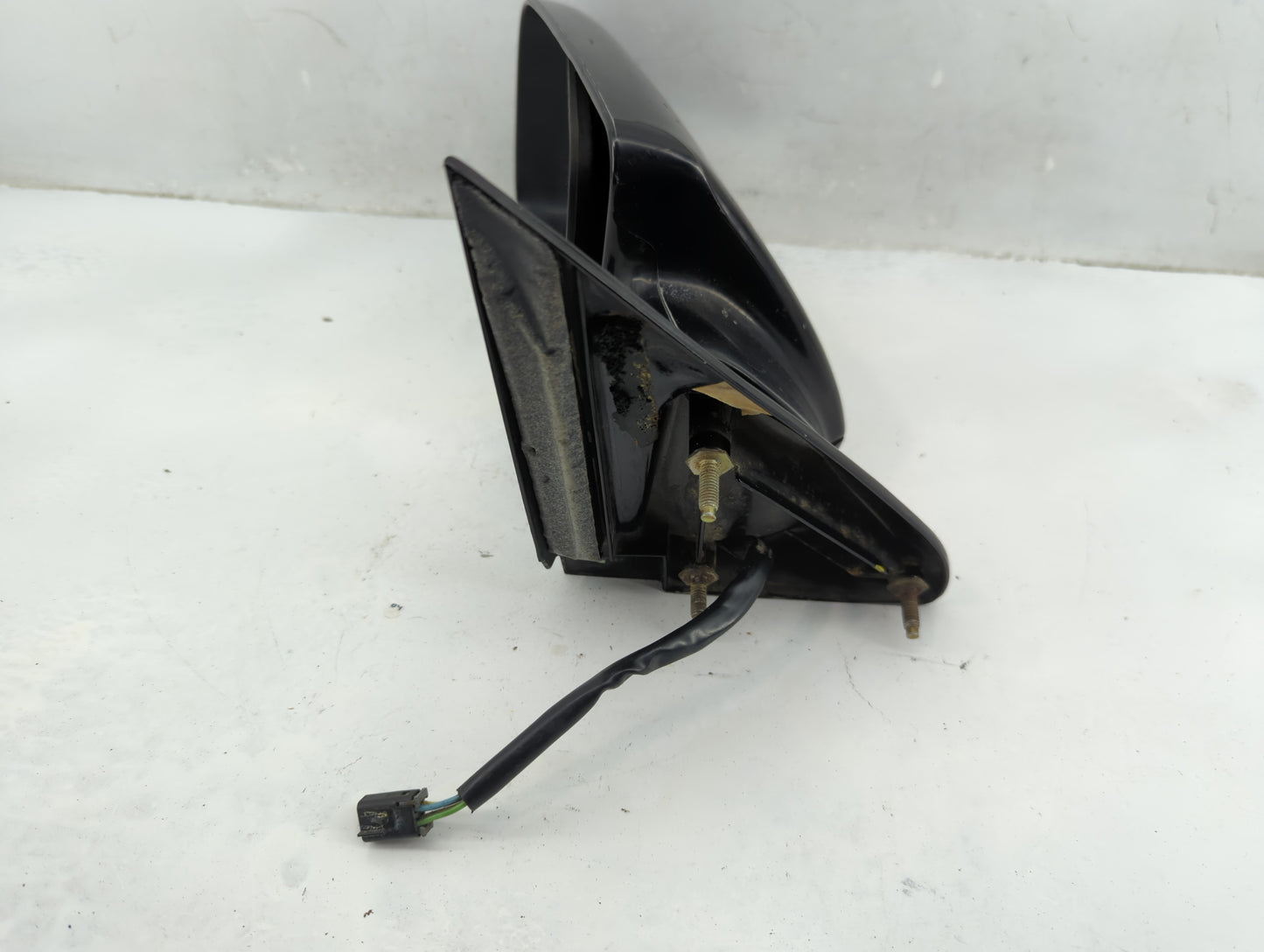 2006 Nissan Pathfinder Driver Side View Mirror - Left Door Mirror OEM Used - Oemusedautoparts1.com