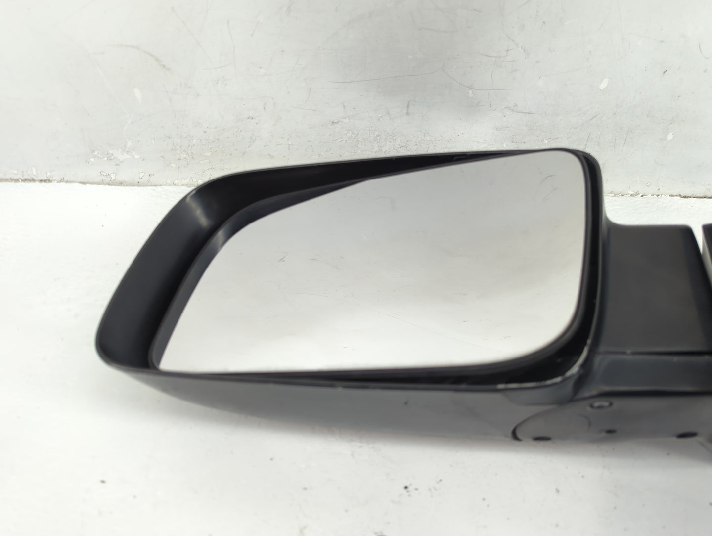 2006 Nissan Pathfinder Driver Side View Mirror - Left Door Mirror OEM Used - Oemusedautoparts1.com