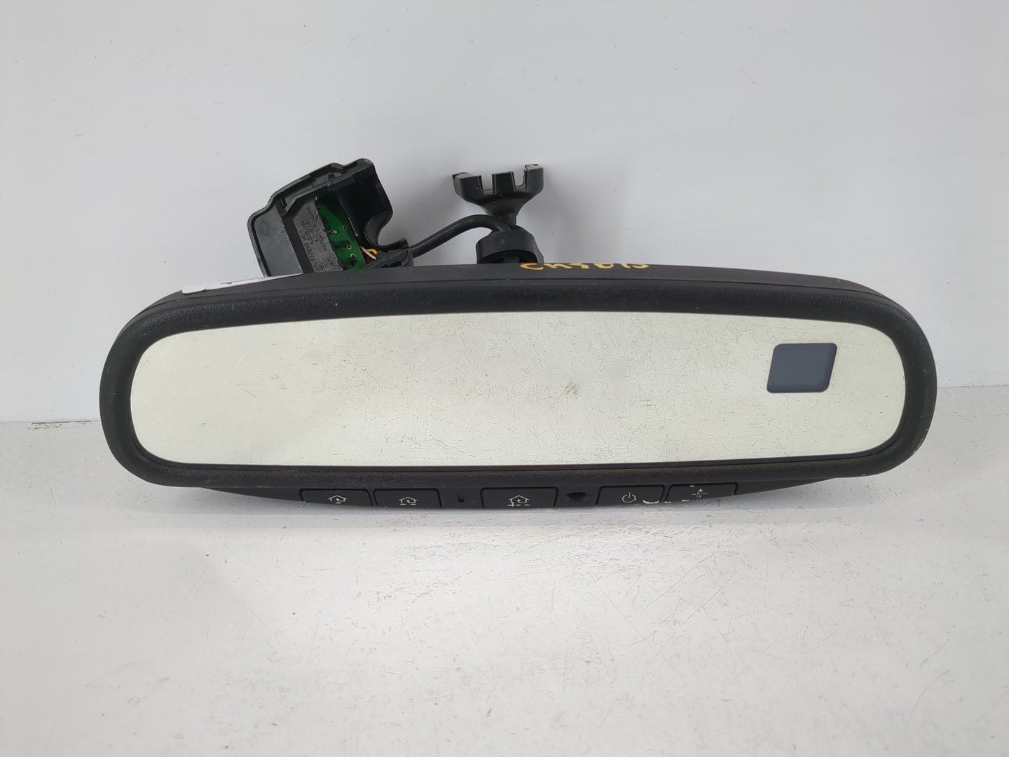 2006 Nissan Quest Interior Rear View Mirror Replacement OEM P/N:E11015633 Fits OEM Used Auto Parts - Oemusedautoparts1.com