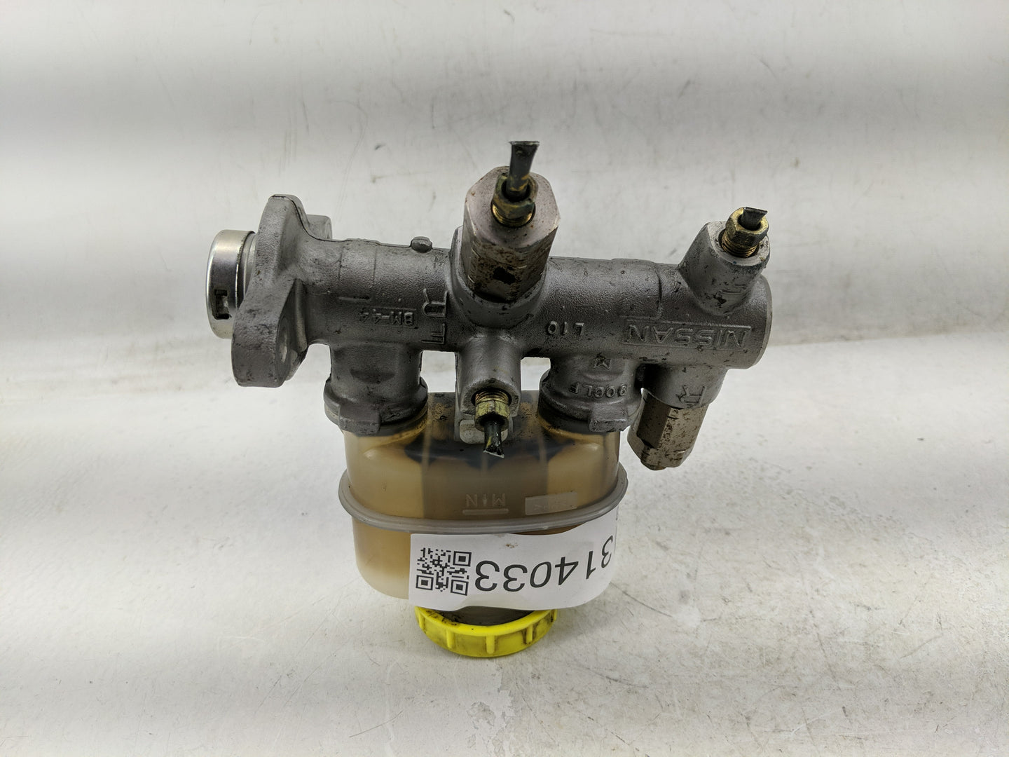 2000-2006 Nissan Sentra Brake Master Cylinder - Oemusedautoparts1.com