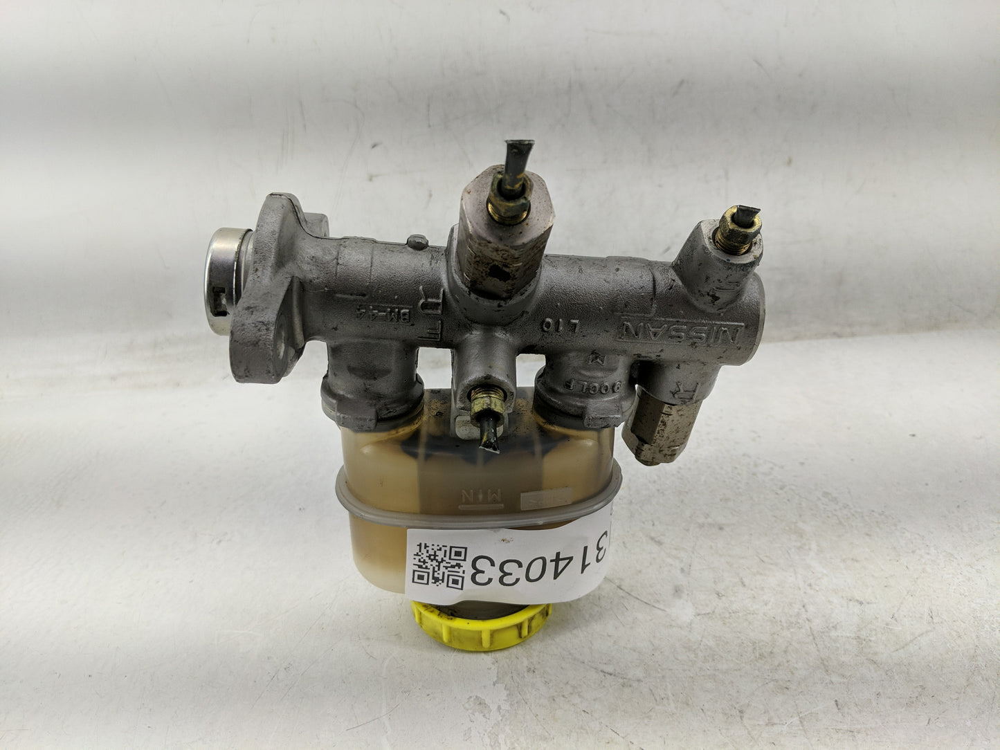 2000-2006 Nissan Sentra Brake Master Cylinder - Oemusedautoparts1.com