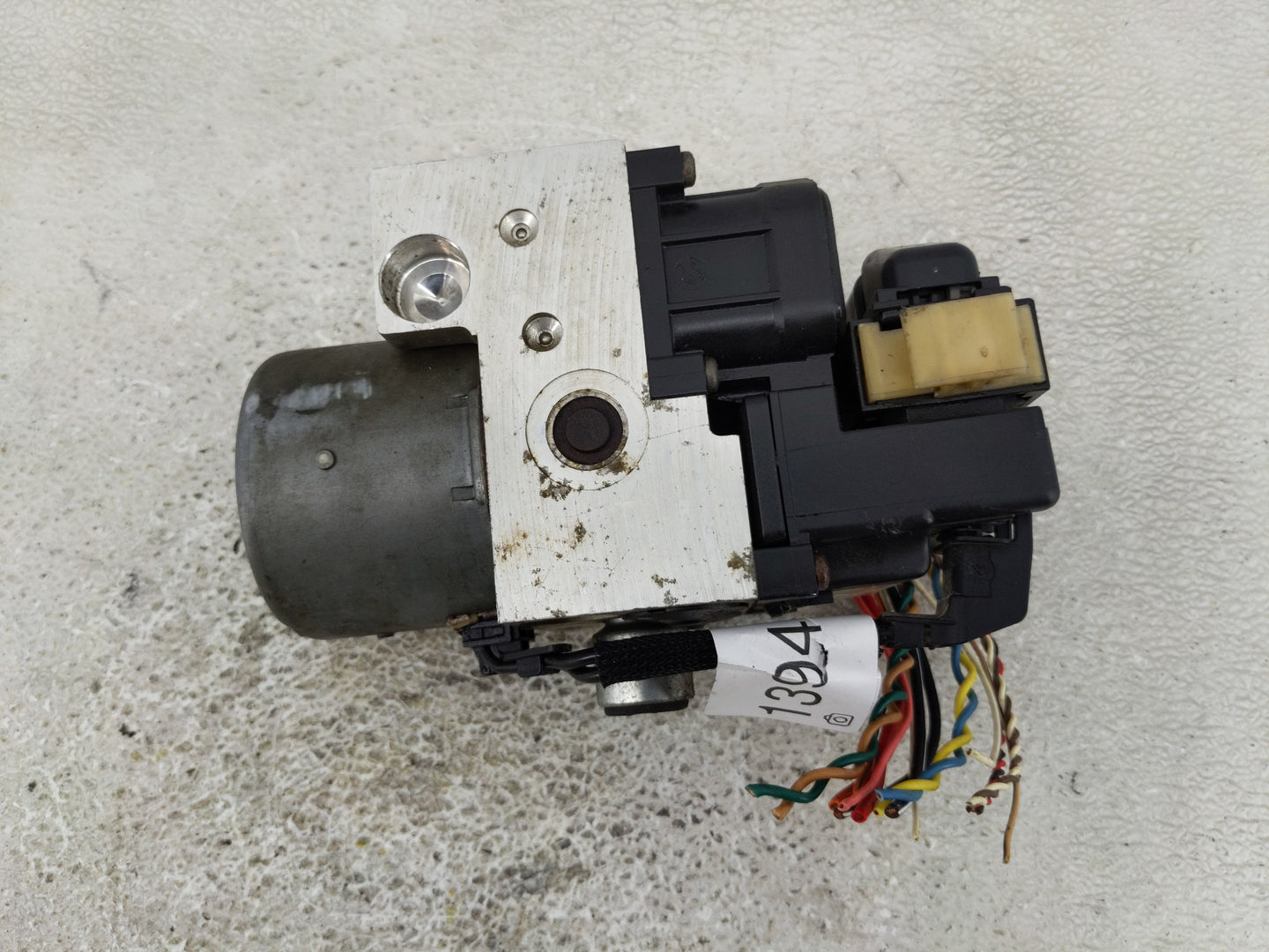2003-2006 Nissan Sentra ABS Pump Control Module Replacement P/N:0 273 005 102 0 265 218 673 000 Fits Fits 2003 2004 2005 200