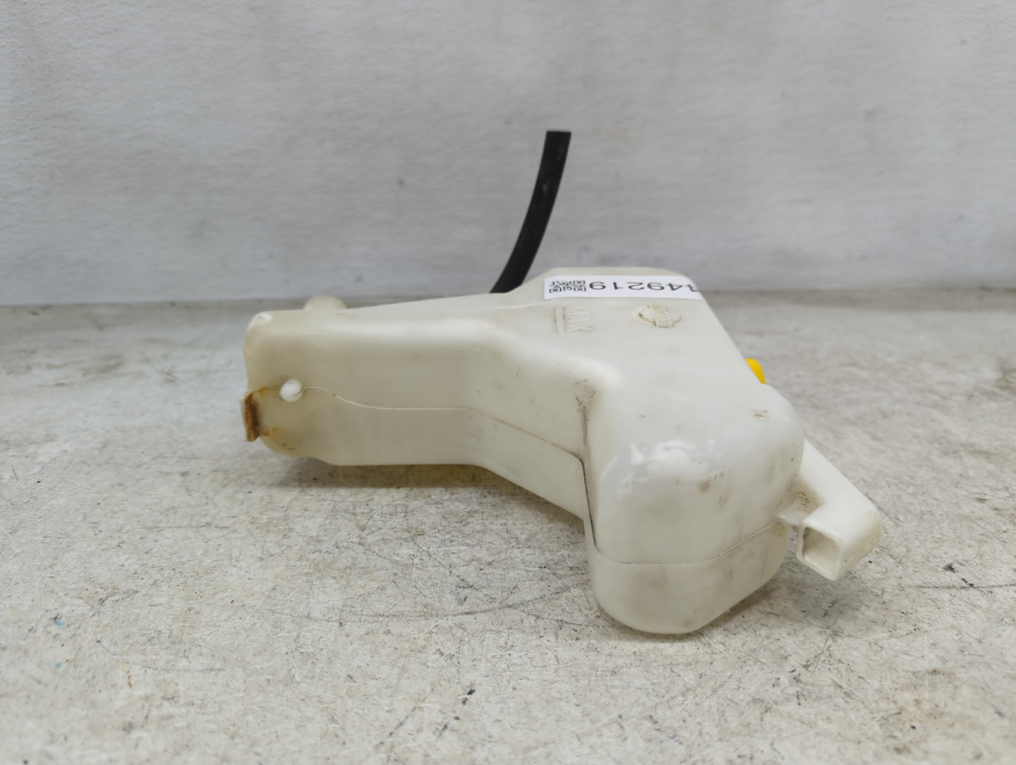 2004-2006 Nissan Sentra Radiator Coolant Overflow Expansion Tank Bottle 1449219 - Oemusedautoparts1.com