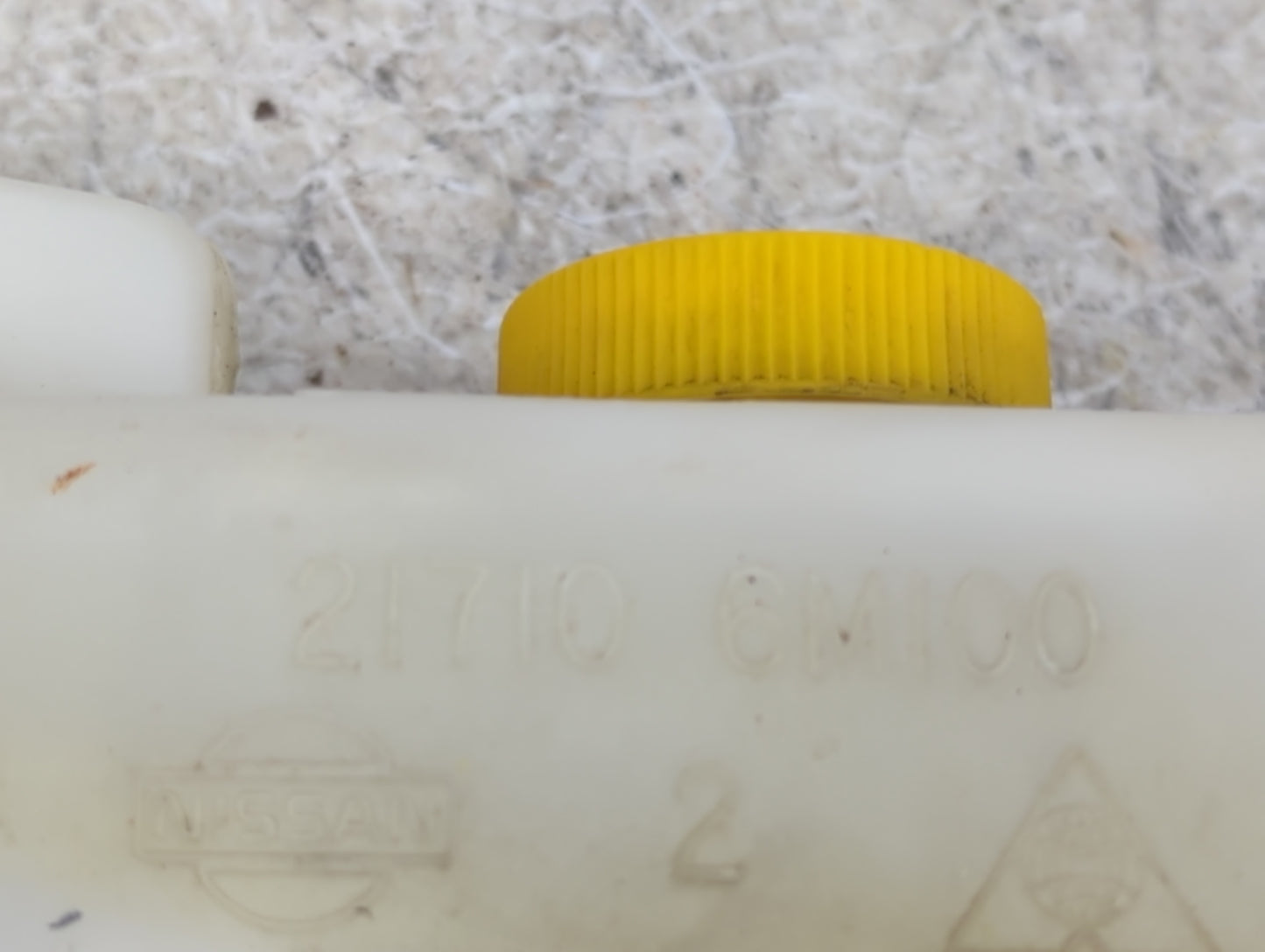 2004-2006 Nissan Sentra Radiator Coolant Overflow Expansion Tank Bottle 1449219 - Oemusedautoparts1.com