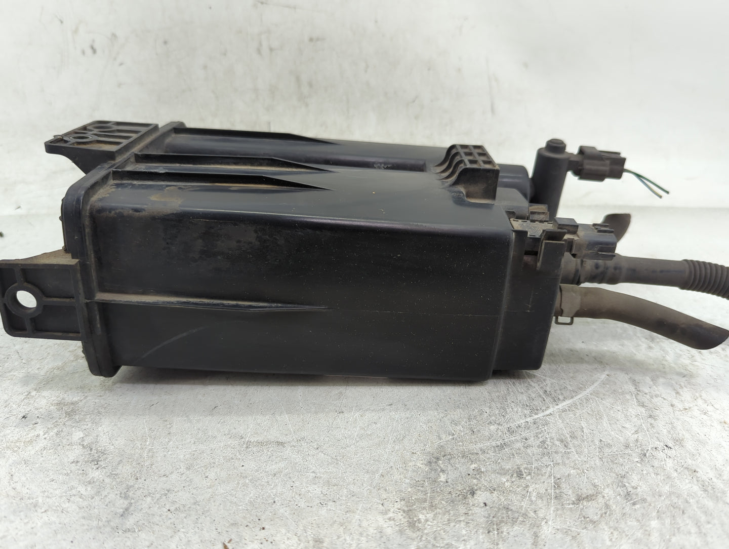 2006 Nissan Sentra Fuel Vapor Charcoal Canister - Oemusedautoparts1.com