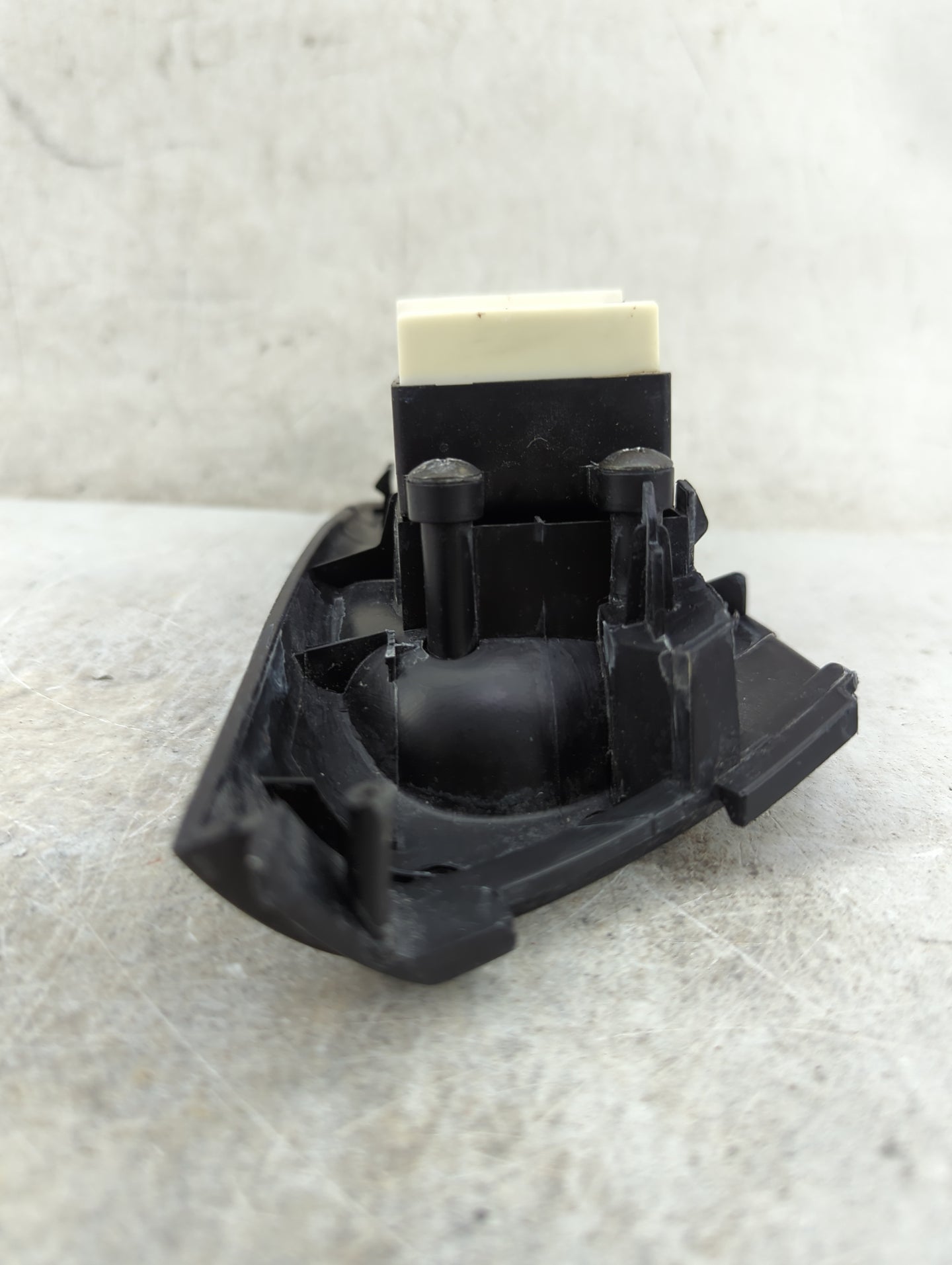 2006 Nissan Sentra Master Power Window Switch Replacement Driver Side Left Fits OEM Used Auto Parts - Oemusedautoparts1.com