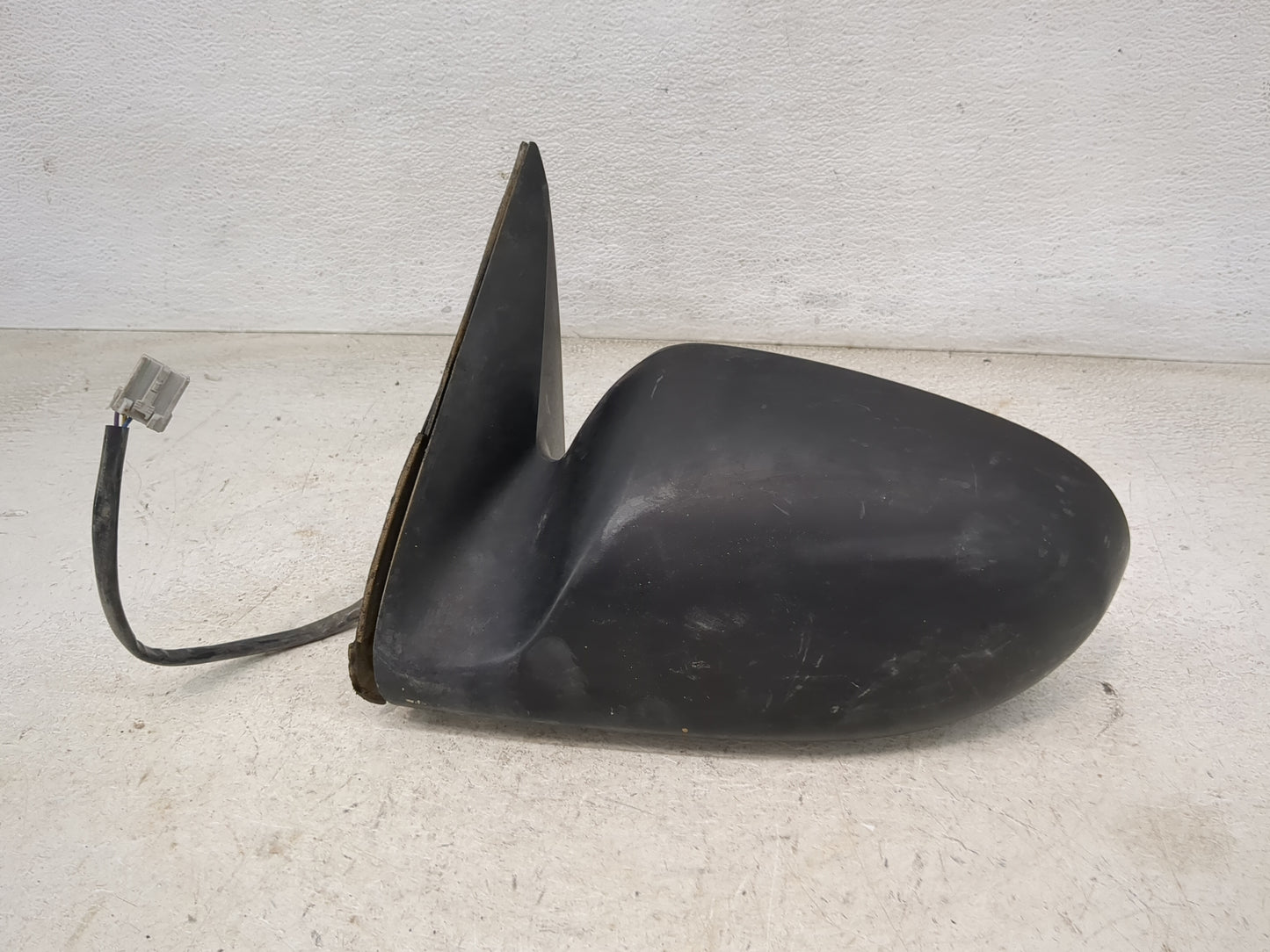 2000-2006 Nissan Sentra Driver Side View Mirror - Left Door Mirror OEM Used - Oemusedautoparts1.com