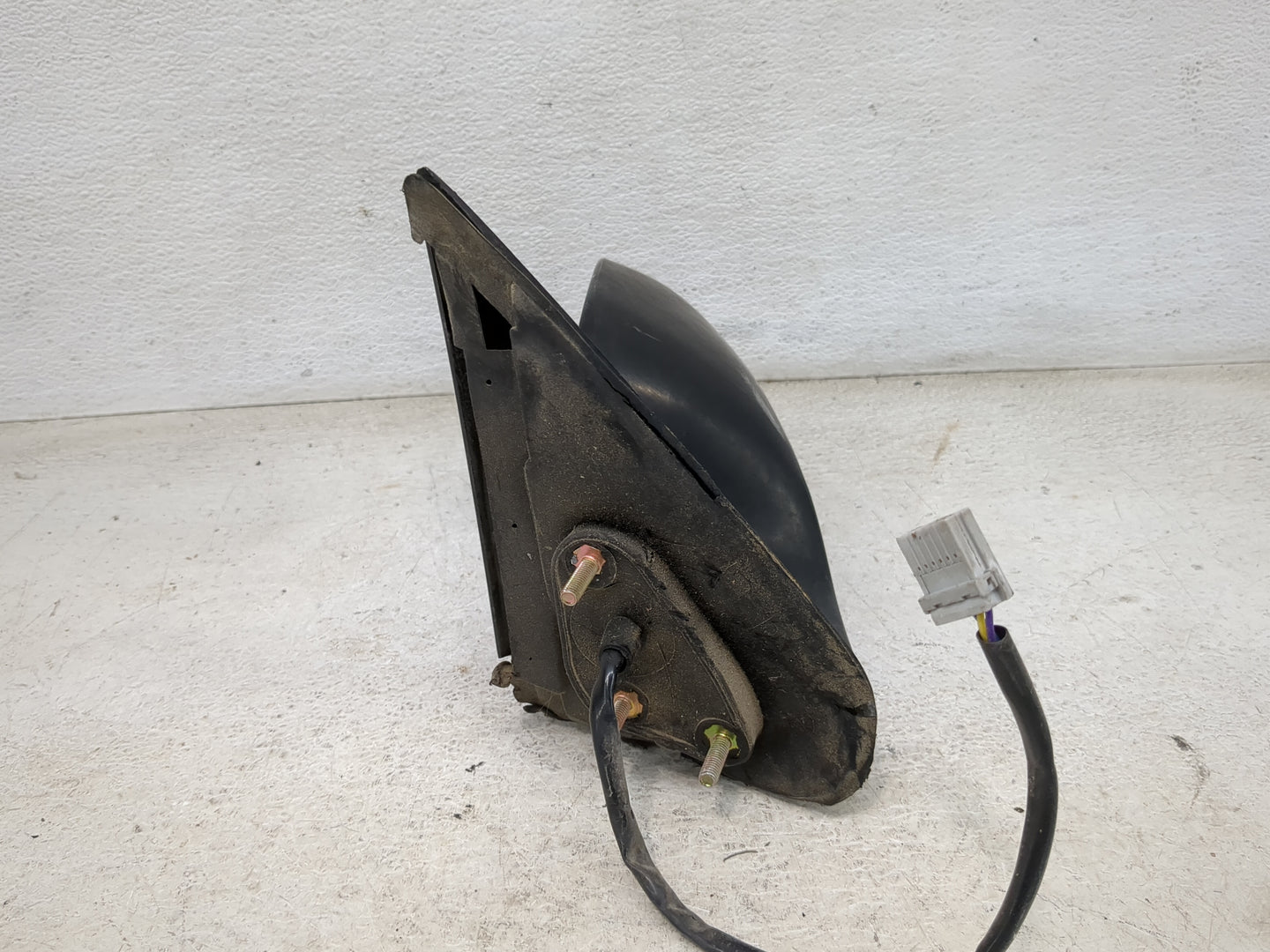 2000-2006 Nissan Sentra Driver Side View Mirror - Left Door Mirror OEM Used - Oemusedautoparts1.com