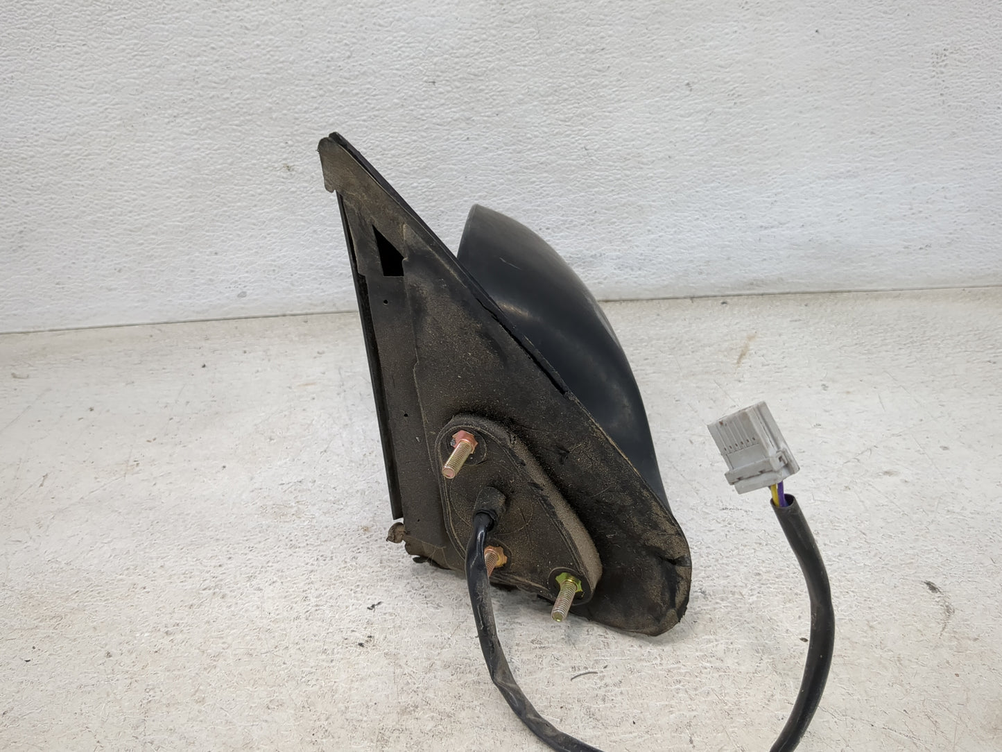 2000-2006 Nissan Sentra Driver Side View Mirror - Left Door Mirror OEM Used - Oemusedautoparts1.com