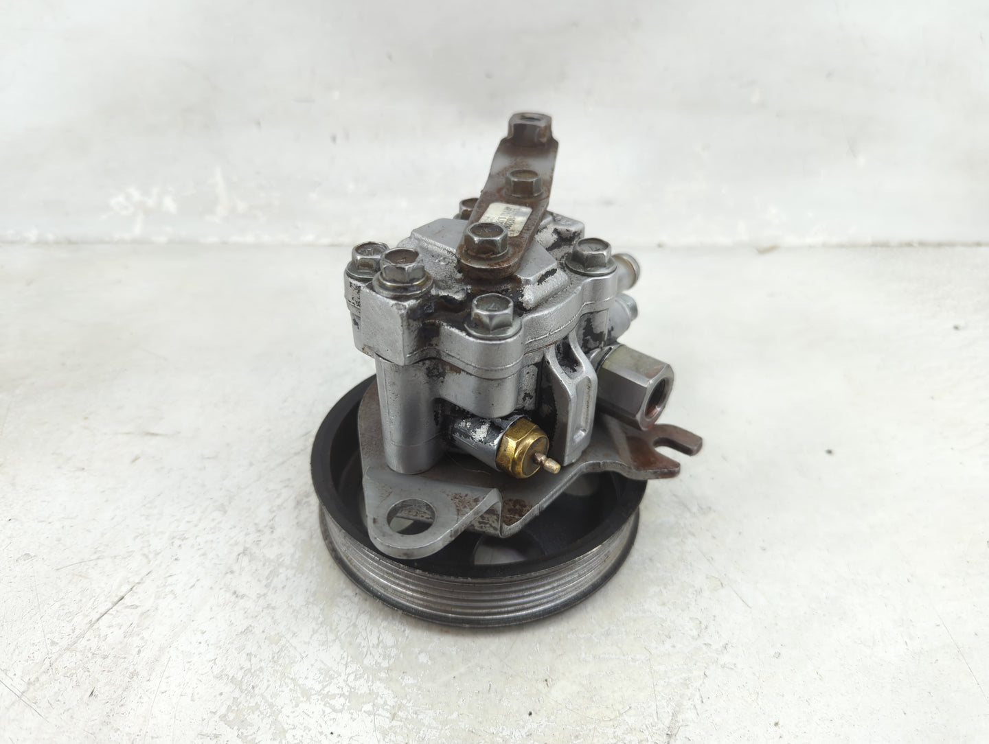 2004-2006 Nissan Sentra Power Steering Column Pump Oem - Oemusedautoparts1.com