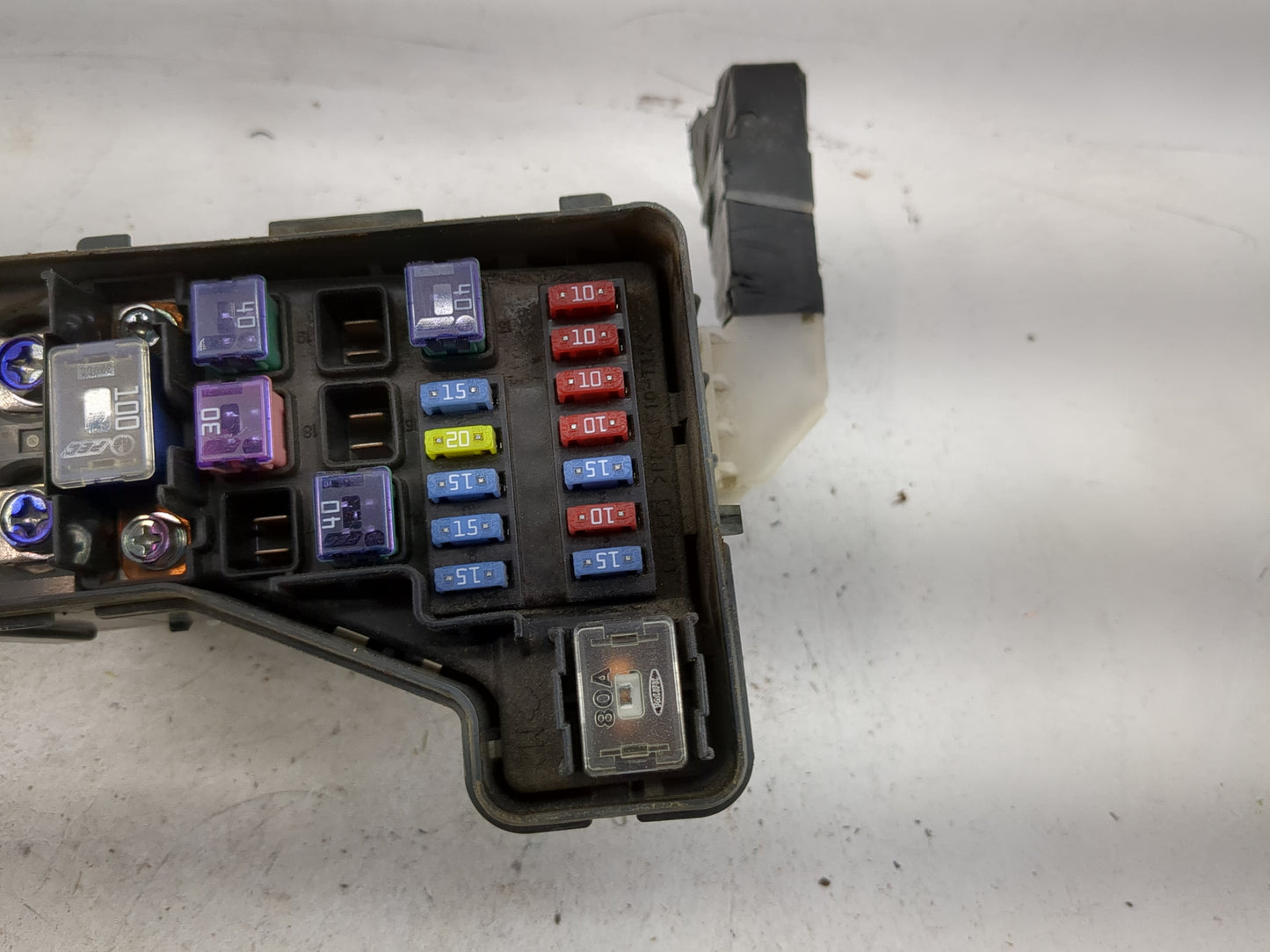 2000-2006 Nissan Sentra Fusebox Fuse Box Panel Relay Module P/N:24382 2G00A 24382 5M001 Fits OEM Used Auto Parts - Oemusedau