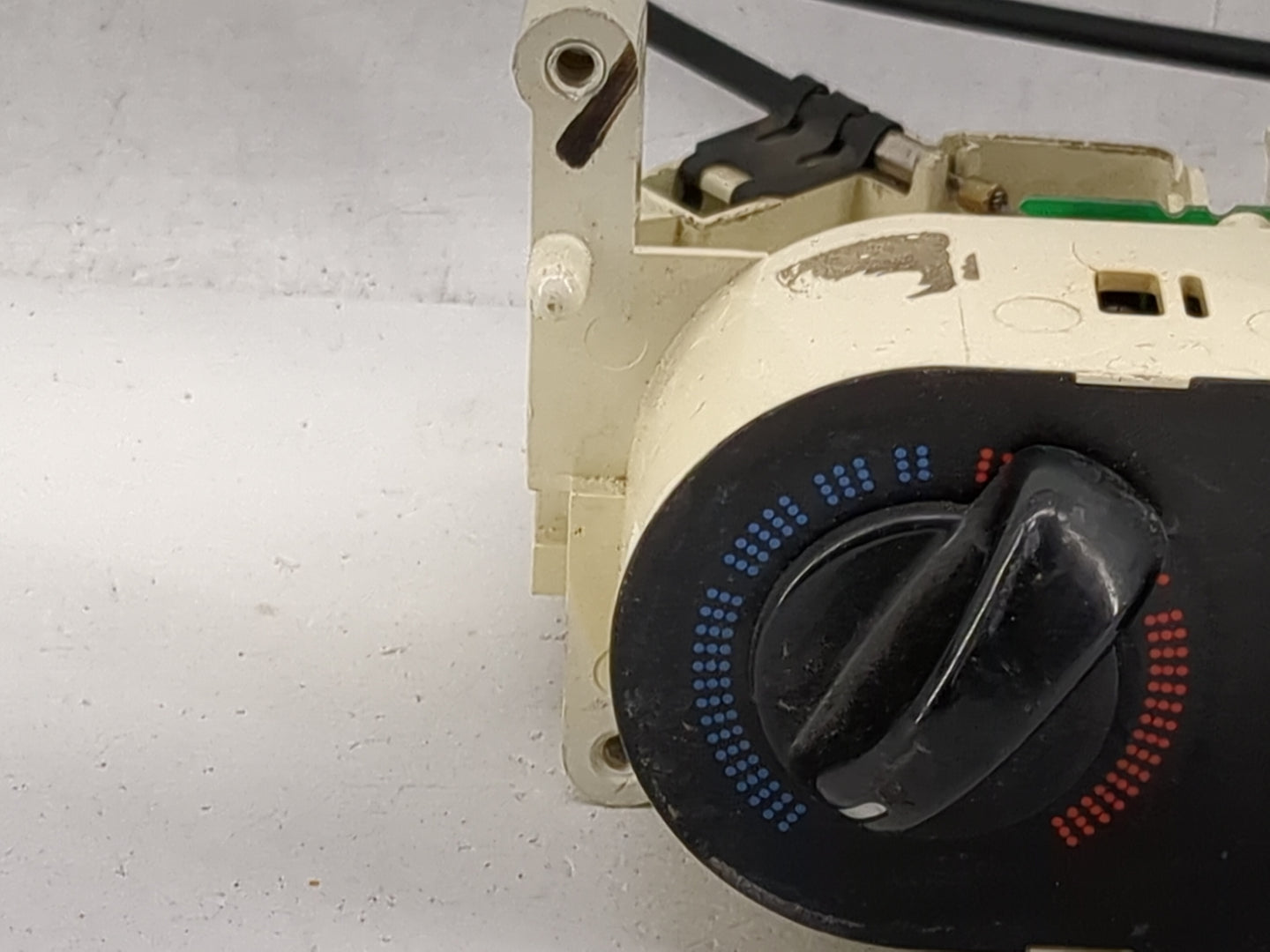 2006 Nissan Sentra Climate Control Module Temperature AC/Heater Replacement P/N:100682-B C101, 6038175011038 Fits OEM Used A